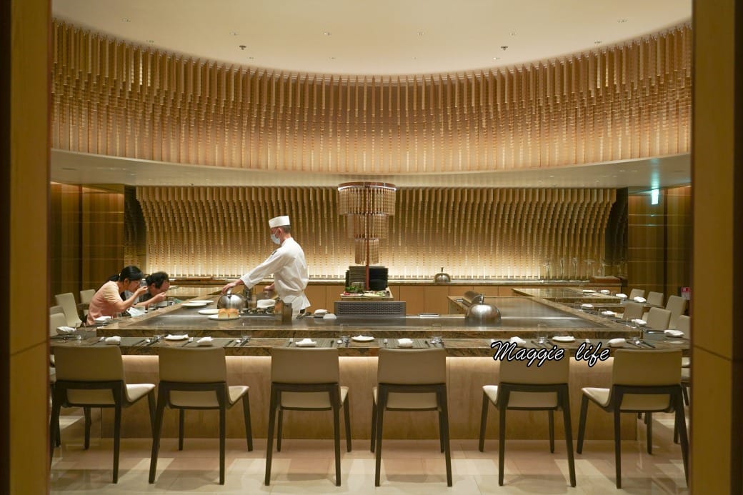 台北萬豪酒店Mark’s Teppenyaki鐵板燒，雙人午間海陸套餐，頂級龍蝦鮑魚肋眼超適合慶生約會，父親節母親節，限定優惠中