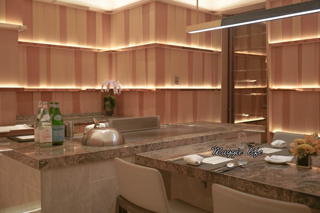 台北萬豪酒店Mark’s Teppenyaki鐵板燒，雙人午間海陸套餐，頂級龍蝦鮑魚肋眼超適合慶生約會，父親節母親節，限定優惠中