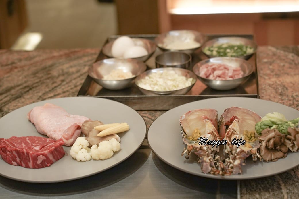 台北萬豪酒店Mark’s Teppenyaki鐵板燒，雙人午間海陸套餐，頂級龍蝦鮑魚肋眼超適合慶生約會，父親節母親節，限定優惠中