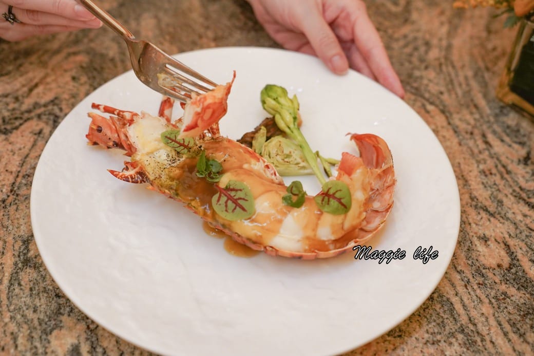 台北萬豪酒店Mark’s Teppenyaki鐵板燒，雙人午間海陸套餐，頂級龍蝦鮑魚肋眼超適合慶生約會，父親節母親節，限定優惠中