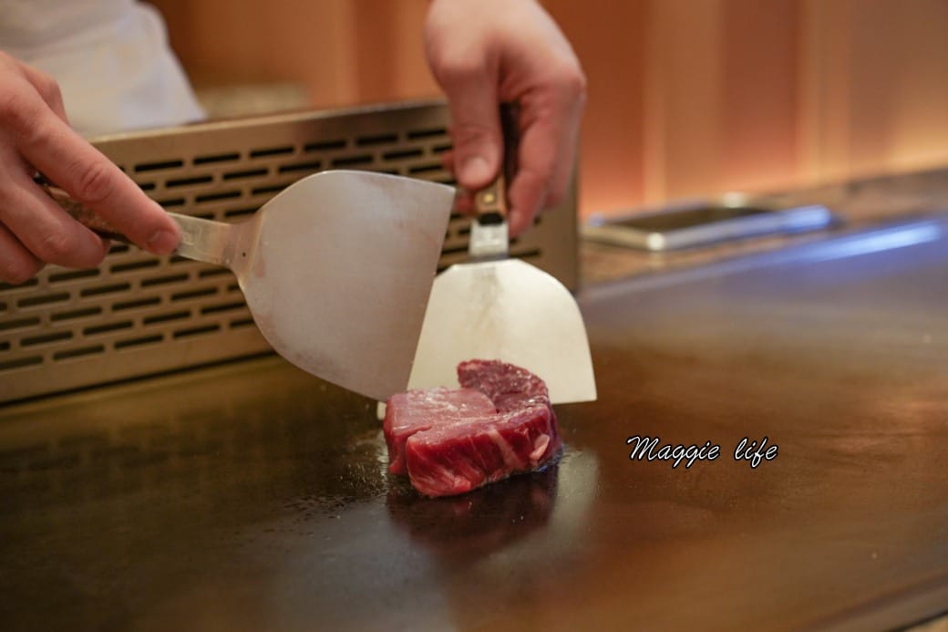 台北萬豪酒店Mark’s Teppenyaki鐵板燒，雙人午間海陸套餐，頂級龍蝦鮑魚肋眼超適合慶生約會，父親節母親節，限定優惠中