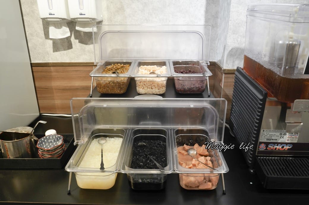 麵大廚牛肉麵有豆花豆漿吃到飽，還有蜜芋頭，真的被豆花耽誤的牛肉麵店