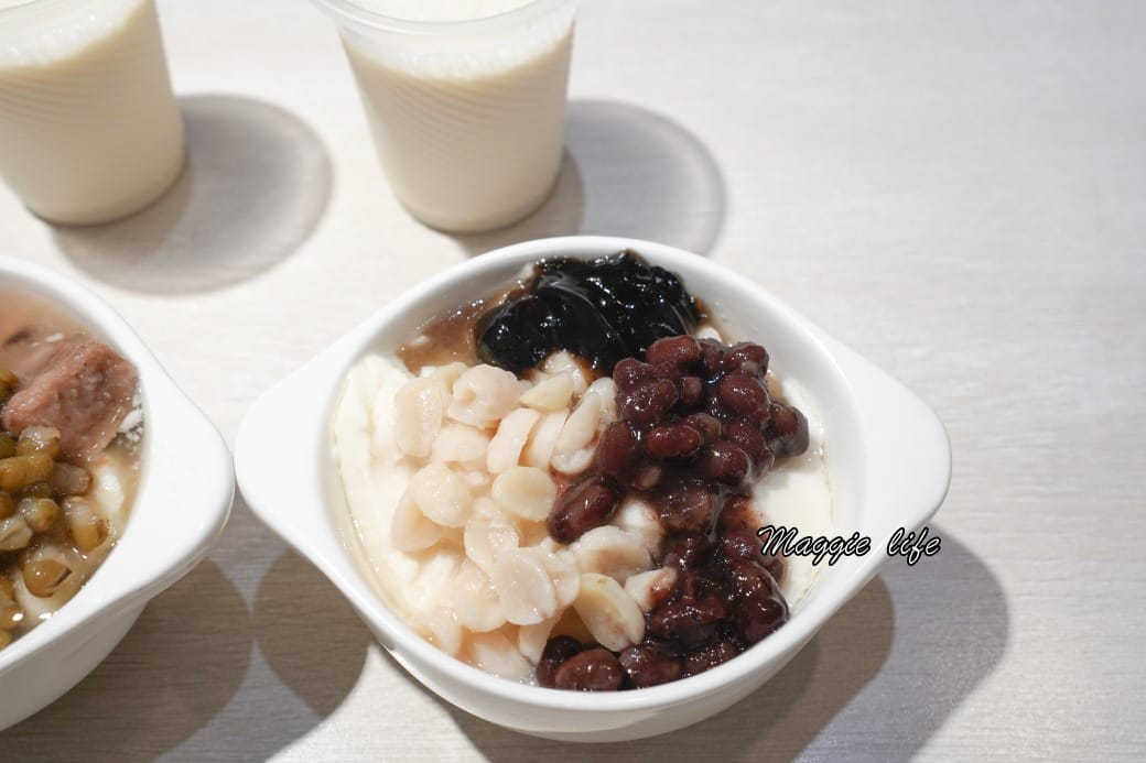 麵大廚牛肉麵有豆花豆漿吃到飽，還有蜜芋頭，真的被豆花耽誤的牛肉麵店