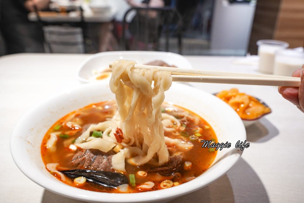 麵大廚牛肉麵有豆花豆漿吃到飽，還有蜜芋頭，真的被豆花耽誤的牛肉麵店