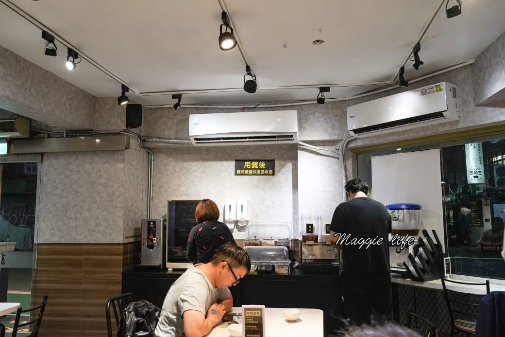 麵大廚牛肉麵有豆花豆漿吃到飽，還有蜜芋頭，真的被豆花耽誤的牛肉麵店