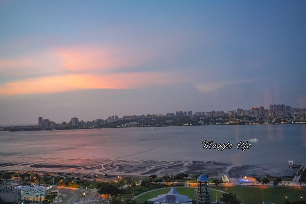 八里福朋喜來登酒店開箱，無邊際泳池一望無際還有黃金湯屋泡湯，早晚餐全系列開箱