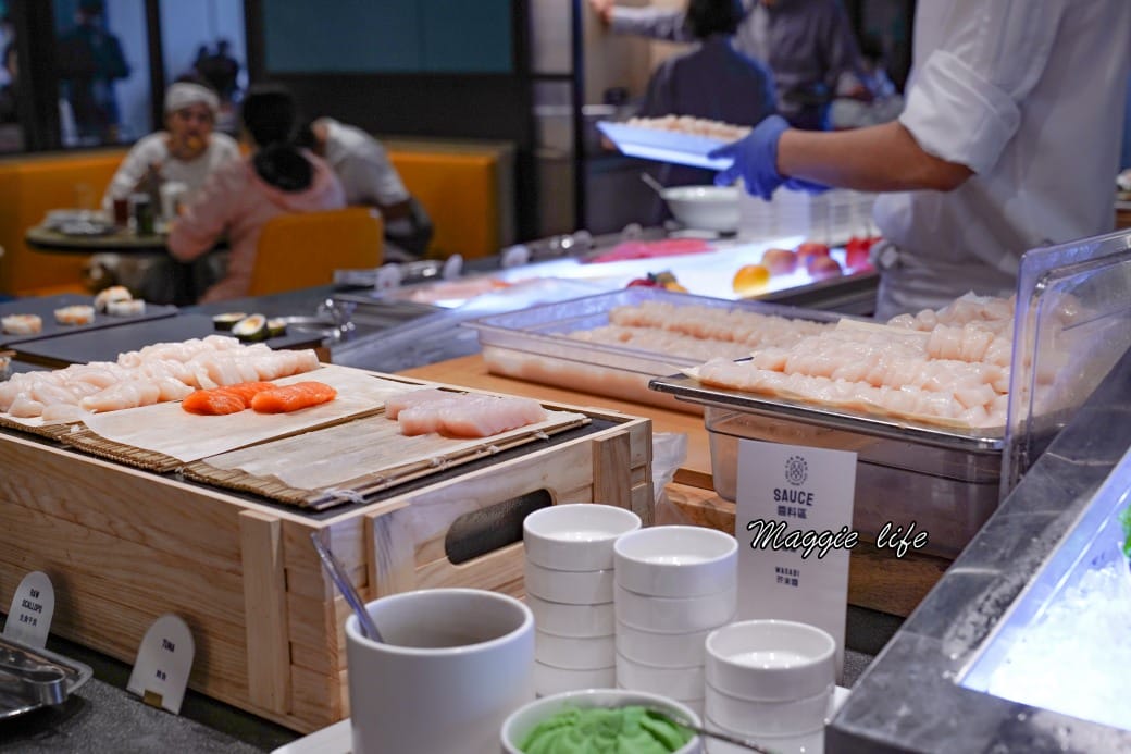 新北八里福朋喜來登吃到飽The Mesh Kitchen，生食級干貝爆炸好吃，buffet假日完整菜色