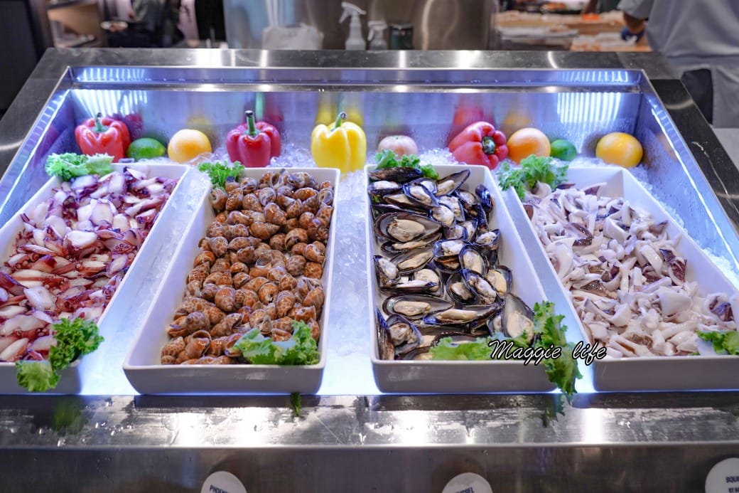 新北八里福朋喜來登吃到飽The Mesh Kitchen，生食級干貝爆炸好吃，buffet假日完整菜色