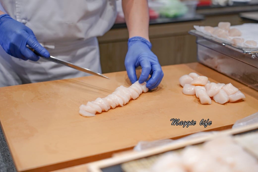 新北八里福朋喜來登吃到飽The Mesh Kitchen，生食級干貝爆炸好吃，buffet假日完整菜色