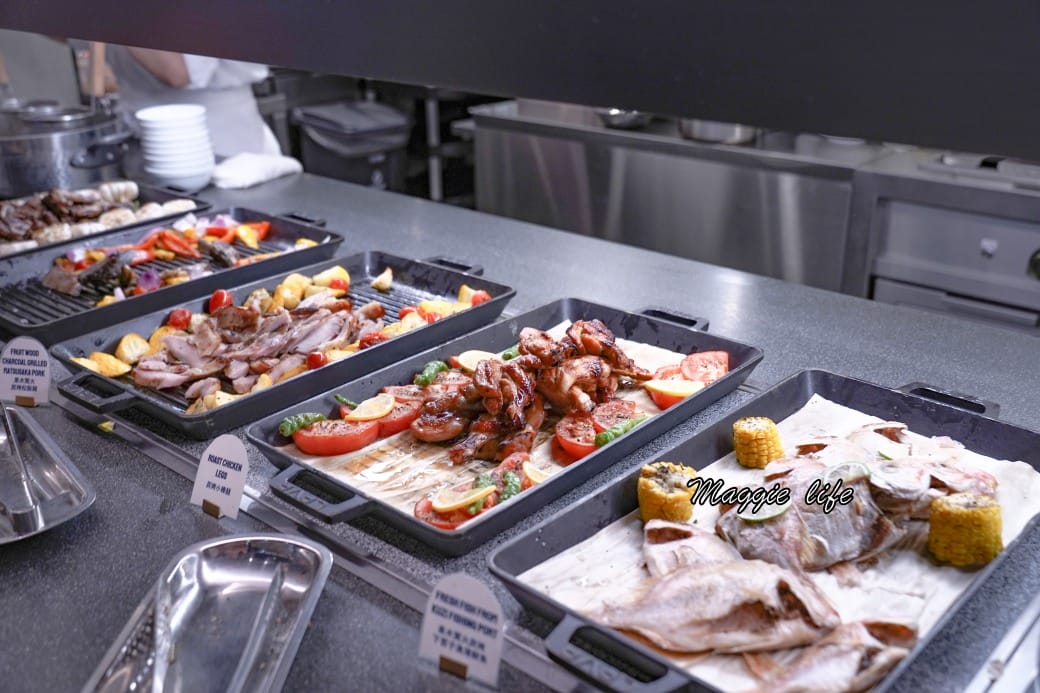 新北八里福朋喜來登吃到飽The Mesh Kitchen，生食級干貝爆炸好吃，buffet假日完整菜色