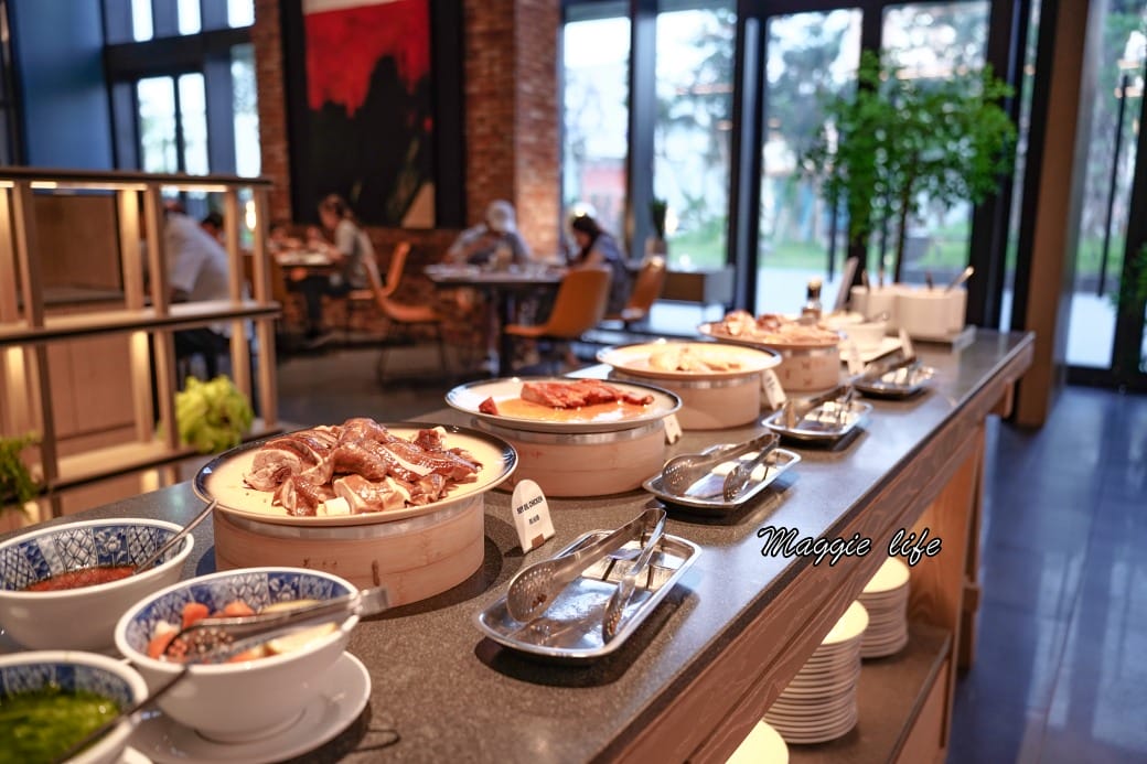 新北八里福朋喜來登吃到飽The Mesh Kitchen，生食級干貝爆炸好吃，buffet假日完整菜色