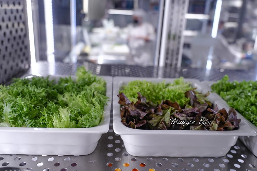 新北八里福朋喜來登吃到飽The Mesh Kitchen，生食級干貝爆炸好吃，buffet假日完整菜色