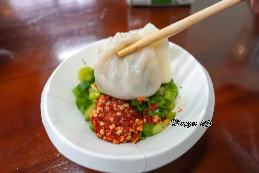 北大荒水餃店，傳說中的巨無霸水餃，被水餃耽誤的滷味店，一顆抵兩顆