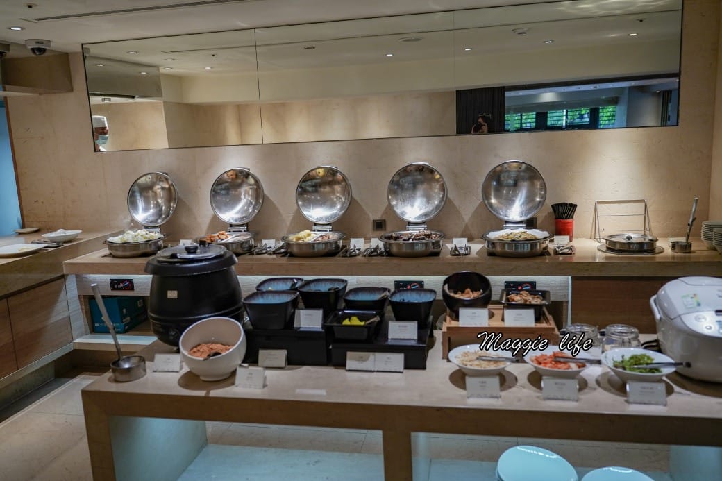 台北飯店推薦｜和逸飯店台北民生館自助早餐吃到飽THE Lounge，豐富精緻的自助早餐居然只要450元就可以吃得到，整整吃3.5小時，可以飽一整天