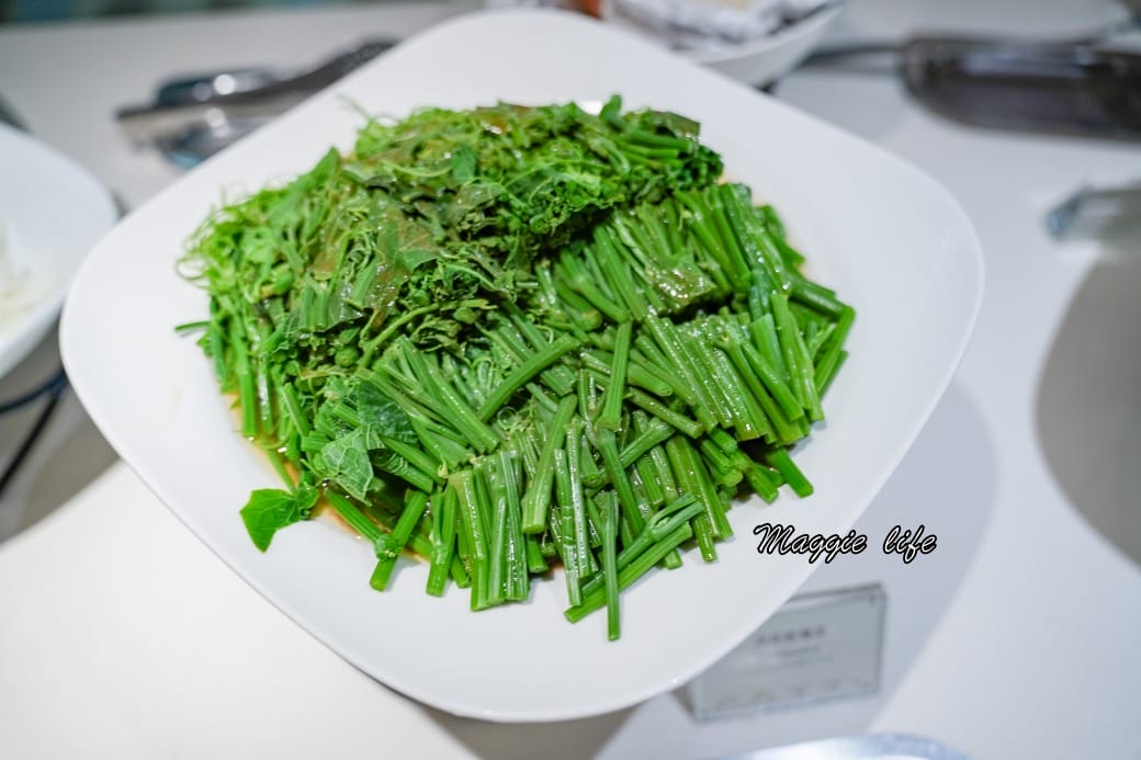 台北飯店推薦｜和逸飯店台北民生館自助早餐吃到飽THE Lounge，豐富精緻的自助早餐居然只要450元就可以吃得到，整整吃3.5小時，可以飽一整天