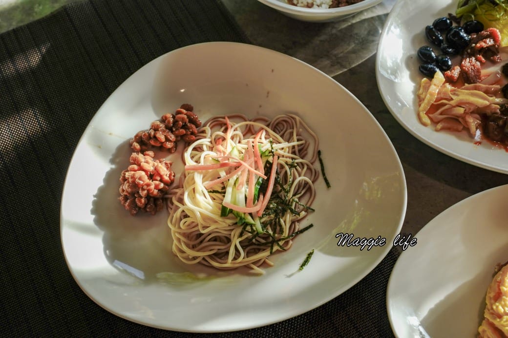 台北飯店推薦｜和逸飯店台北民生館自助早餐吃到飽THE Lounge，豐富精緻的自助早餐居然只要450元就可以吃得到，整整吃3.5小時，可以飽一整天
