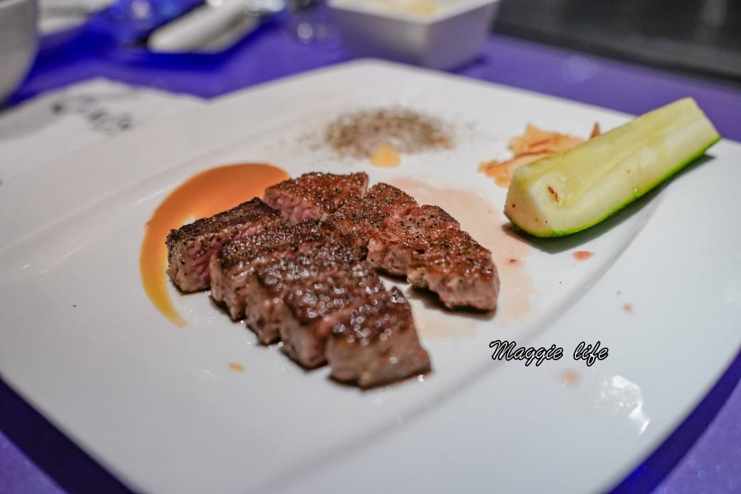 墨賞新鐵板料理Mosun，忠孝敦化美食約會餐廳CP值高，氣氛超好有儀式感，還吃得到鮑魚，限時優惠價