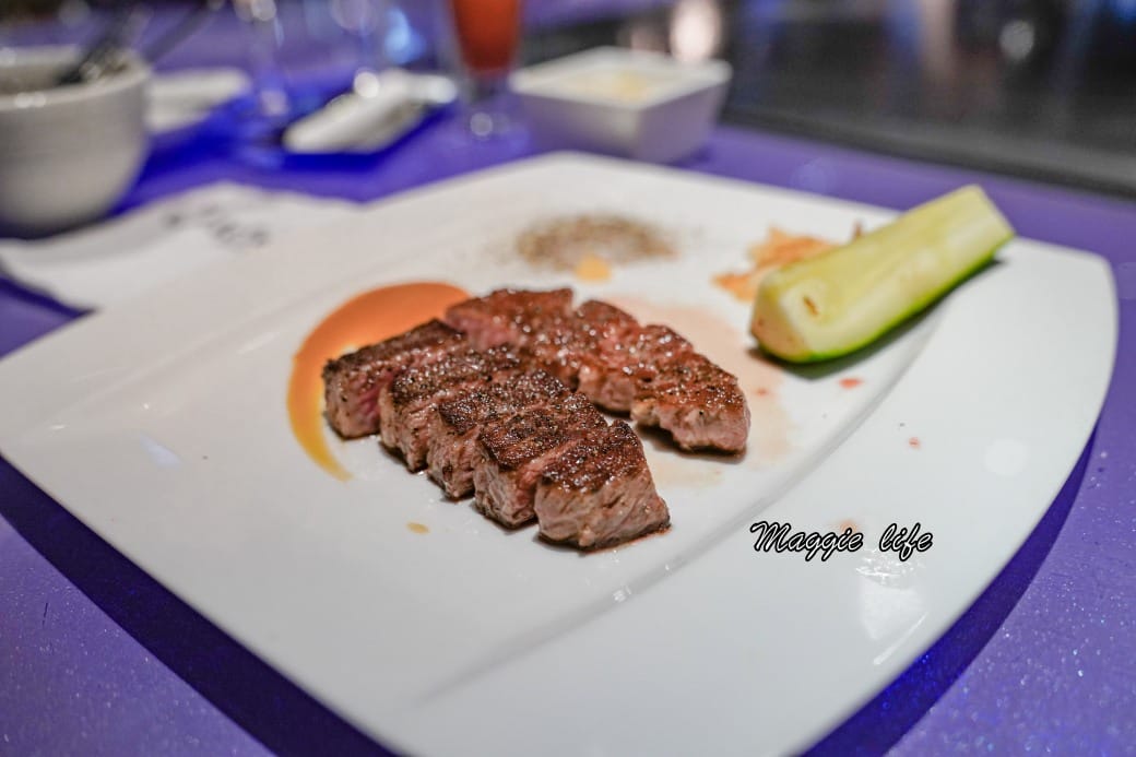 墨賞新鐵板料理Mosun，忠孝敦化美食約會餐廳CP值高，氣氛超好有儀式感，還吃得到鮑魚，限時優惠價