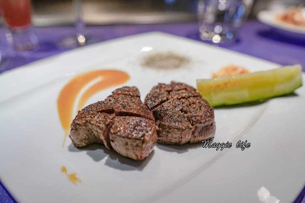 墨賞新鐵板料理Mosun，忠孝敦化美食約會餐廳CP值高，氣氛超好有儀式感，還吃得到鮑魚，限時優惠價