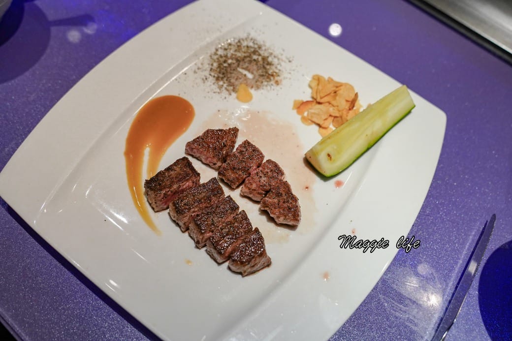 墨賞新鐵板料理Mosun，忠孝敦化美食約會餐廳CP值高，氣氛超好有儀式感，還吃得到鮑魚，限時優惠價