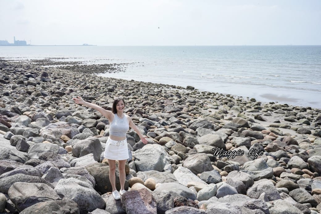 新北林口海景咖啡6115，6115 Caf’e，沒有低消，最低50元就可以享受海景第一排無敵美景，超級療癒