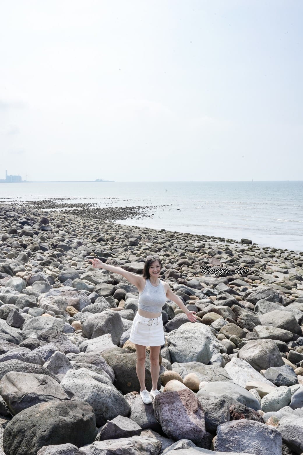 新北林口海景咖啡6115，6115 Caf’e，沒有低消，最低50元就可以享受海景第一排無敵美景，超級療癒