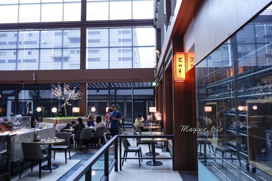 桃園喜來登飯店，桃園親子飯店，泳池SPA大型遊樂區跟小孩度假就是這裡