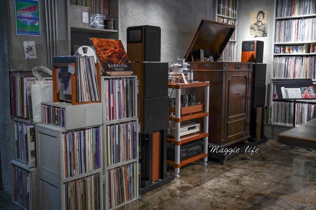 聲色SoundsGood|台北永康街東門站黑膠唱片咖啡廳,甜點好吃,簡直變成黑膠博物館,還可以聽黑膠唱片 - 第7張圖 聲色SoundsGood|台北永康街東門站黑膠唱片咖啡廳,甜點好吃,簡直變成黑膠博物館,還可以聽黑膠唱片