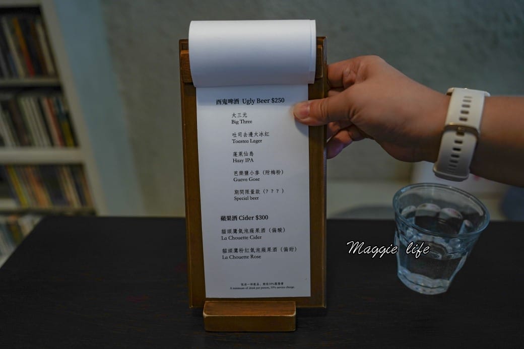 聲色SoundsGood｜台北永康街東門站黑膠唱片咖啡廳，甜點好吃，簡直變成黑膠博物館，還可以聽黑膠唱片