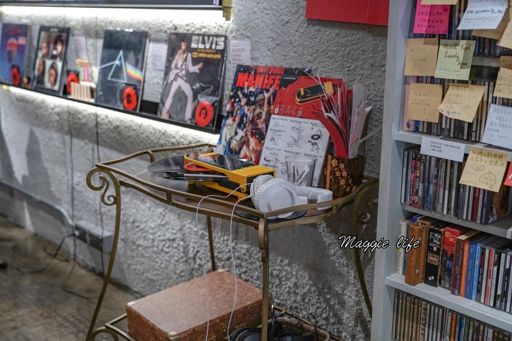 聲色SoundsGood|台北永康街東門站黑膠唱片咖啡廳,甜點好吃,簡直變成黑膠博物館,還可以聽黑膠唱片 - 第10張圖 聲色SoundsGood|台北永康街東門站黑膠唱片咖啡廳,甜點好吃,簡直變成黑膠博物館,還可以聽黑膠唱片