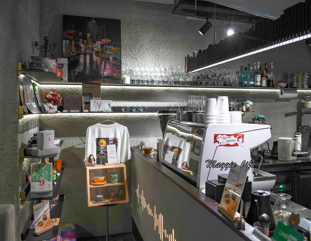 聲色SoundsGood|台北永康街東門站黑膠唱片咖啡廳,甜點好吃,簡直變成黑膠博物館,還可以聽黑膠唱片 - 第17張圖 聲色SoundsGood|台北永康街東門站黑膠唱片咖啡廳,甜點好吃,簡直變成黑膠博物館,還可以聽黑膠唱片