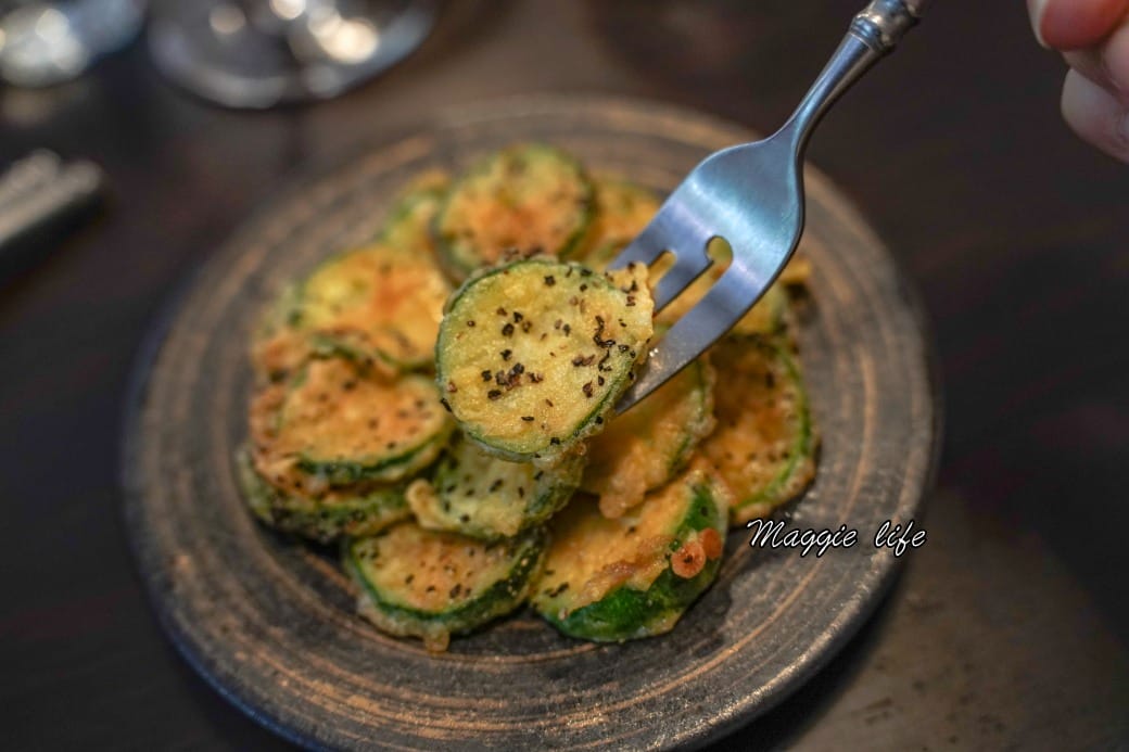 聲色SoundsGood|台北永康街東門站黑膠唱片咖啡廳,甜點好吃,簡直變成黑膠博物館,還可以聽黑膠唱片 - 第39張圖 聲色SoundsGood|台北永康街東門站黑膠唱片咖啡廳,甜點好吃,簡直變成黑膠博物館,還可以聽黑膠唱片