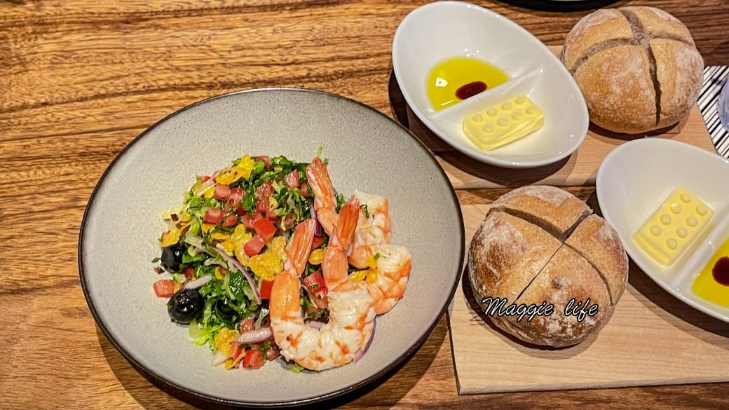 台北萬豪20樓INGE’S Bar & Grill 無敵景觀餐廳，約會慶生選這間，270度台北101景觀