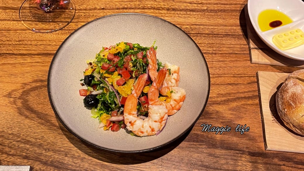 台北萬豪20樓INGE’S Bar & Grill 無敵景觀餐廳，約會慶生選這間，270度台北101景觀