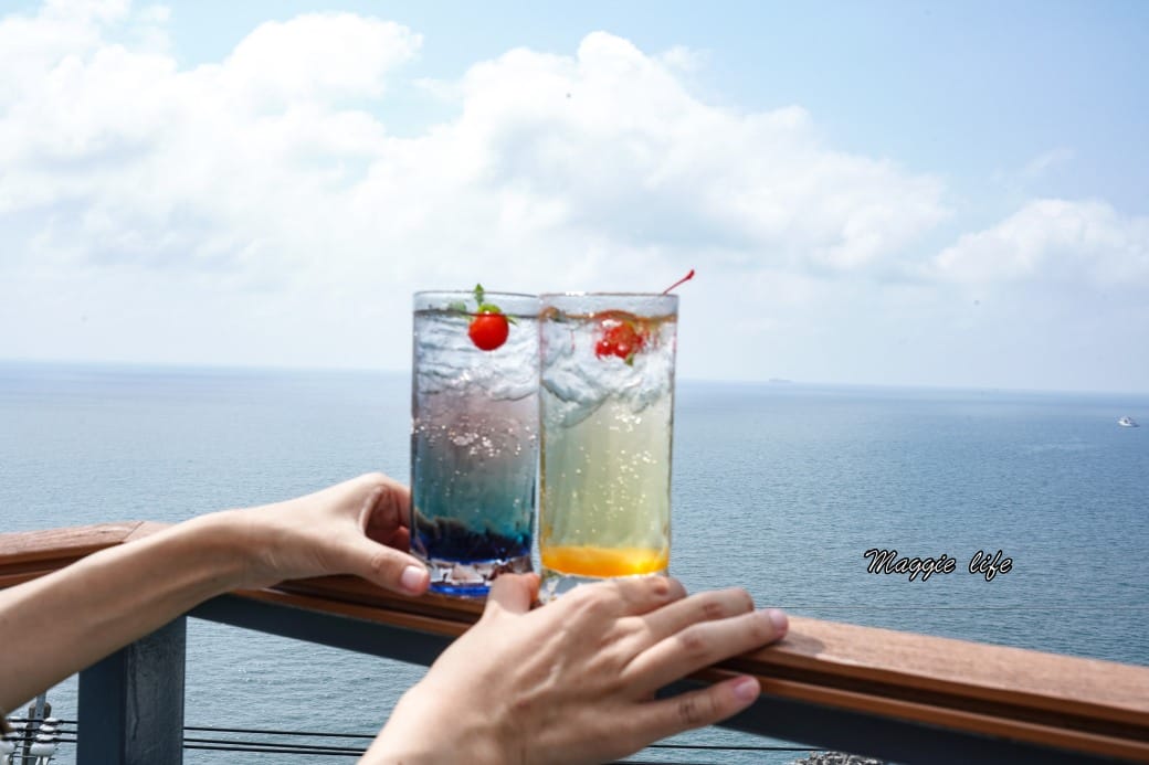 高雄柴山1號海洋咖啡，海景第一排景觀餐廳，玻璃天空步道美景超好拍，新開幕