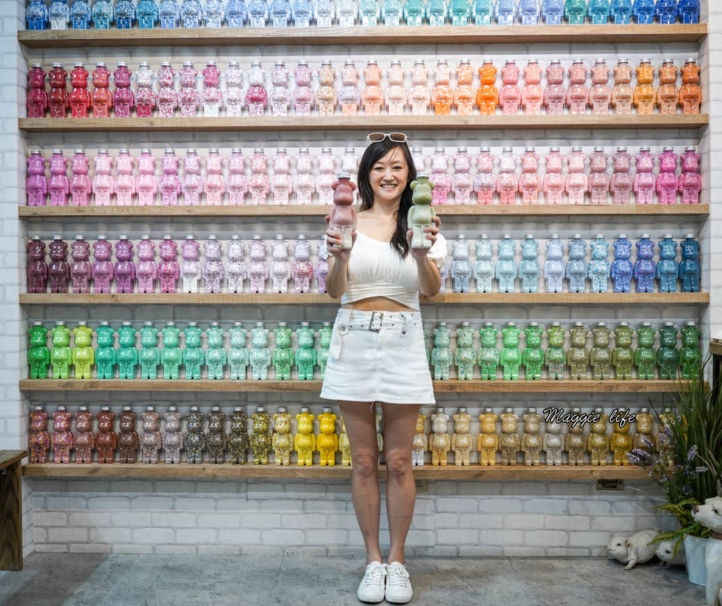 高雄鹽埕小熊奶茶，超萌小熊奶茶，彩虹熊熊牆必打卡超好拍，IG爆紅，少女心大噴發