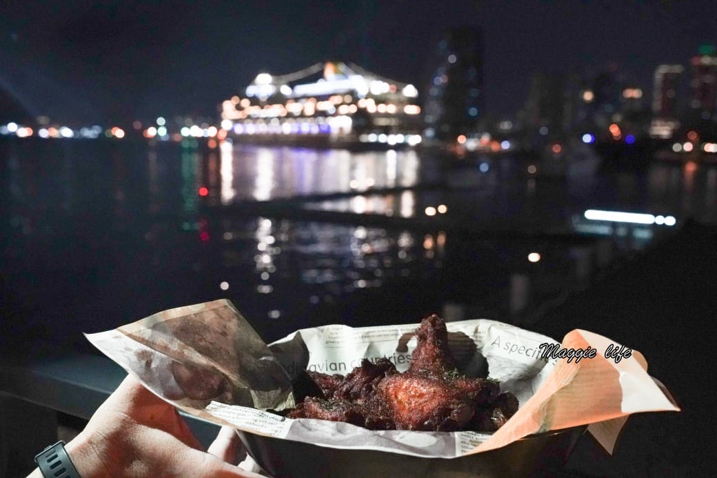 高雄Sauga鯊加碼頭餐酒館，無敵海景夕陽晚霞，約會景點露天面海第一排，隱藏在碼頭裡面的IG打卡景觀餐廳