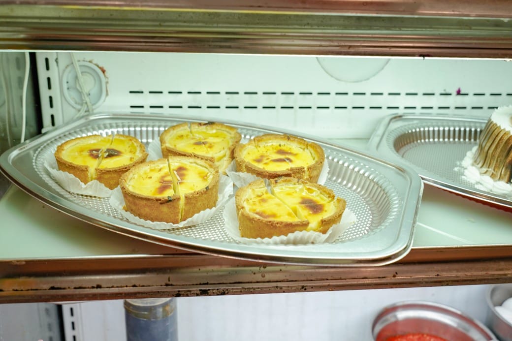 南港皇冠涮涮鍋，只要280不含服務費就有自助吧吃到飽飲料喝到飽，有機蔬菜還有滷味麵包蛋糕吃到飽