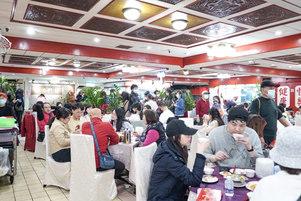 西門飲茶金獅樓,阿姨手推車港式飲茶,長輩最愛 - 第2張圖 西門飲茶金獅樓,阿姨手推車港式飲茶,長輩最愛