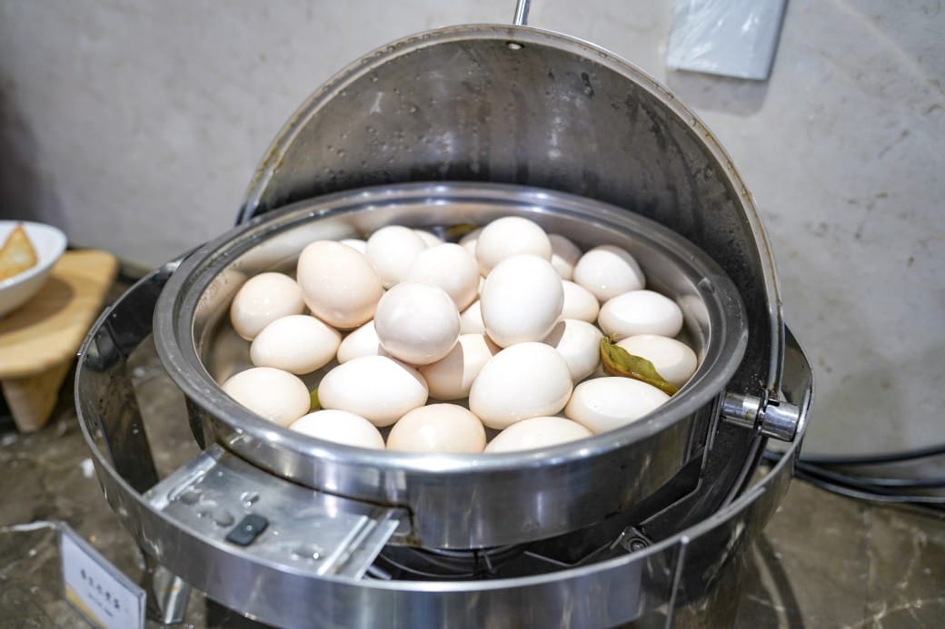 夏優旅居駁二館,高雄平價住宿推薦,下午茶點心吧還有星巴克可以喝,早餐超豐盛直接吃三個小時,飽到下午 - 第33張圖 夏優旅居駁二館,高雄平價住宿推薦,下午茶點心吧還有星巴克可以喝,早餐超豐盛直接吃三個小時,飽到下午