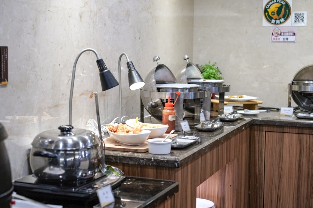 夏優旅居駁二館,高雄平價住宿推薦,下午茶點心吧還有星巴克可以喝,早餐超豐盛直接吃三個小時,飽到下午 - 第44張圖 夏優旅居駁二館,高雄平價住宿推薦,下午茶點心吧還有星巴克可以喝,早餐超豐盛直接吃三個小時,飽到下午