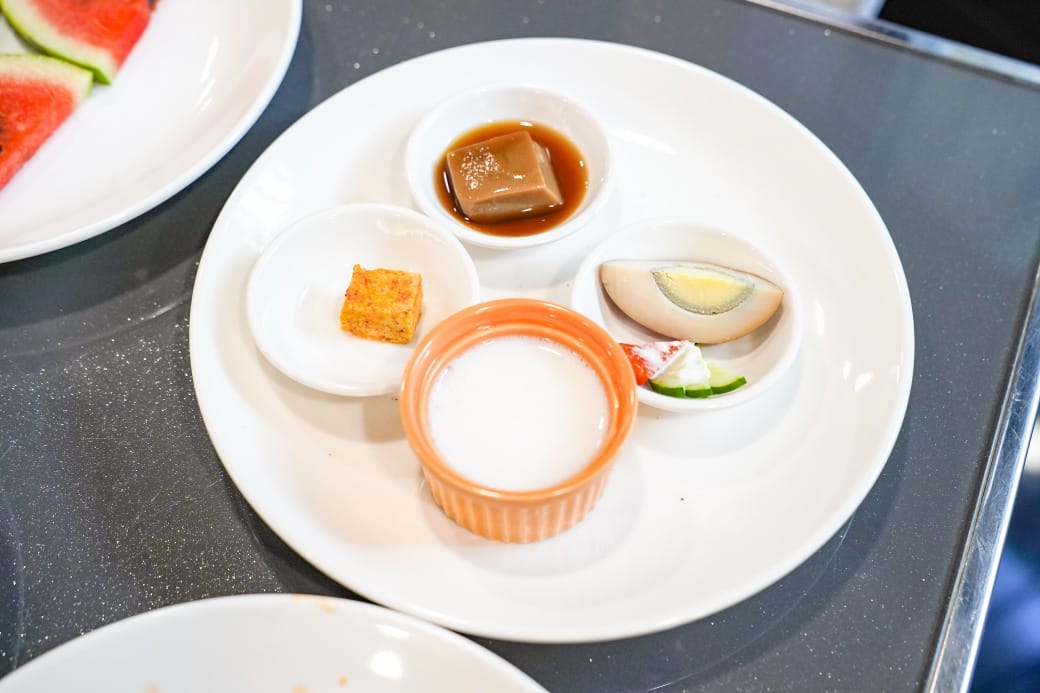 夏優旅居駁二館,高雄平價住宿推薦,下午茶點心吧還有星巴克可以喝,早餐超豐盛直接吃三個小時,飽到下午 - 第64張圖 夏優旅居駁二館,高雄平價住宿推薦,下午茶點心吧還有星巴克可以喝,早餐超豐盛直接吃三個小時,飽到下午