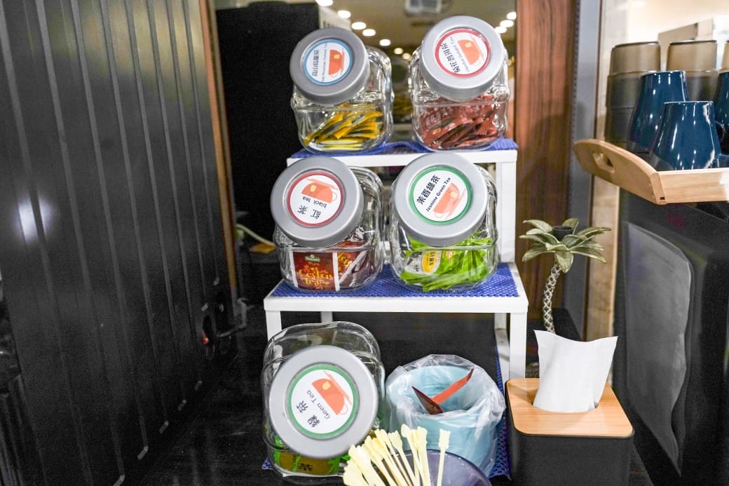 夏優旅居駁二館,高雄平價住宿推薦,下午茶點心吧還有星巴克可以喝,早餐超豐盛直接吃三個小時,飽到下午 - 第75張圖 夏優旅居駁二館,高雄平價住宿推薦,下午茶點心吧還有星巴克可以喝,早餐超豐盛直接吃三個小時,飽到下午