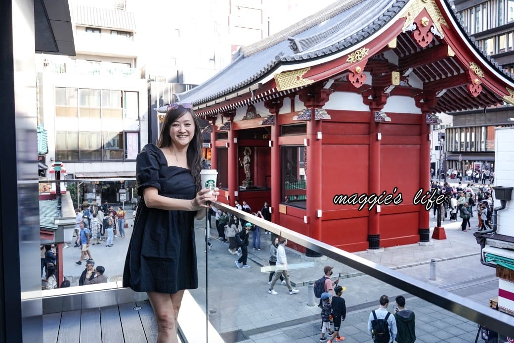 日本東京星巴克雷門店starbucks，淺草雷門旁，拍雷門最美的角度不用人擠人