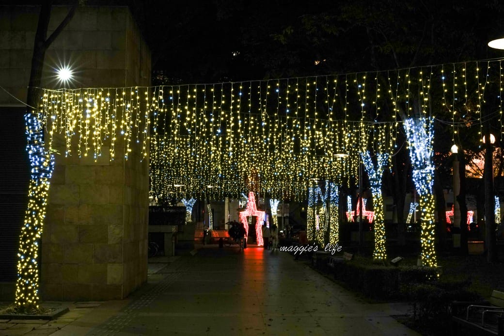 2023新北耶誕城11/17登場，四大必拍光廊，吉祥物桑塔熊登場，6大亮點搶先看，時間，交通，活動攻略