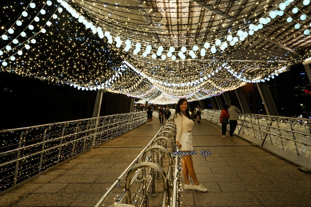 2023新北耶誕城11/17登場，四大必拍光廊，吉祥物桑塔熊登場，6大亮點搶先看，時間，交通，活動攻略