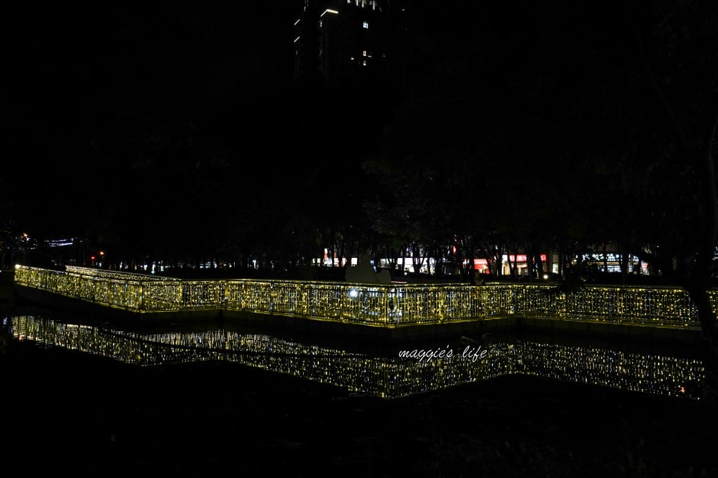 2023新北耶誕城11/17登場，四大必拍光廊，吉祥物桑塔熊登場，6大亮點搶先看，時間，交通，活動攻略