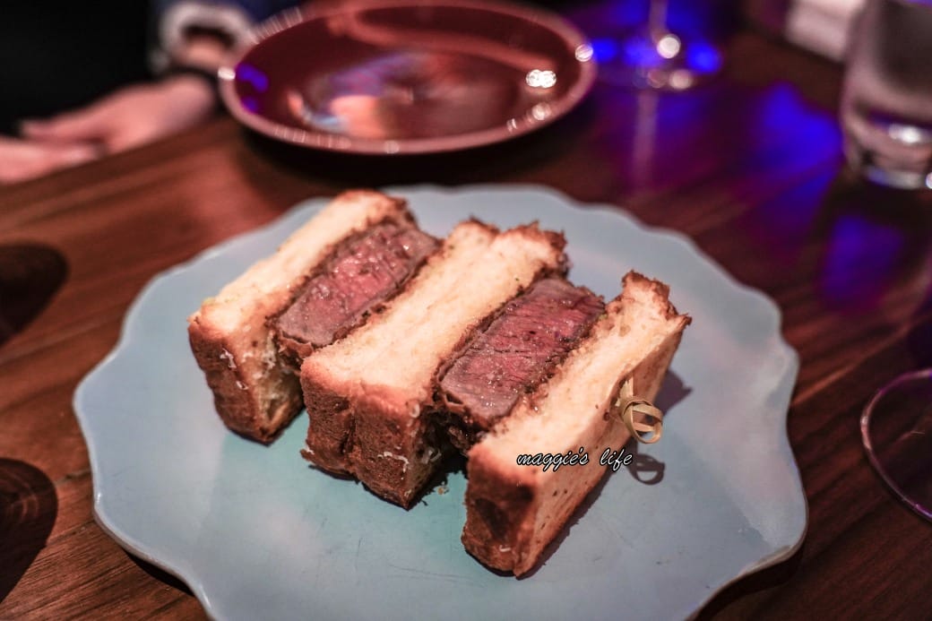 台北文華東方酒店文華精品｜Café de LUGANO 盧卡諾義法咖啡館，秒到南法歐洲咖啡廳，中庭爆炸美，女孩們必來