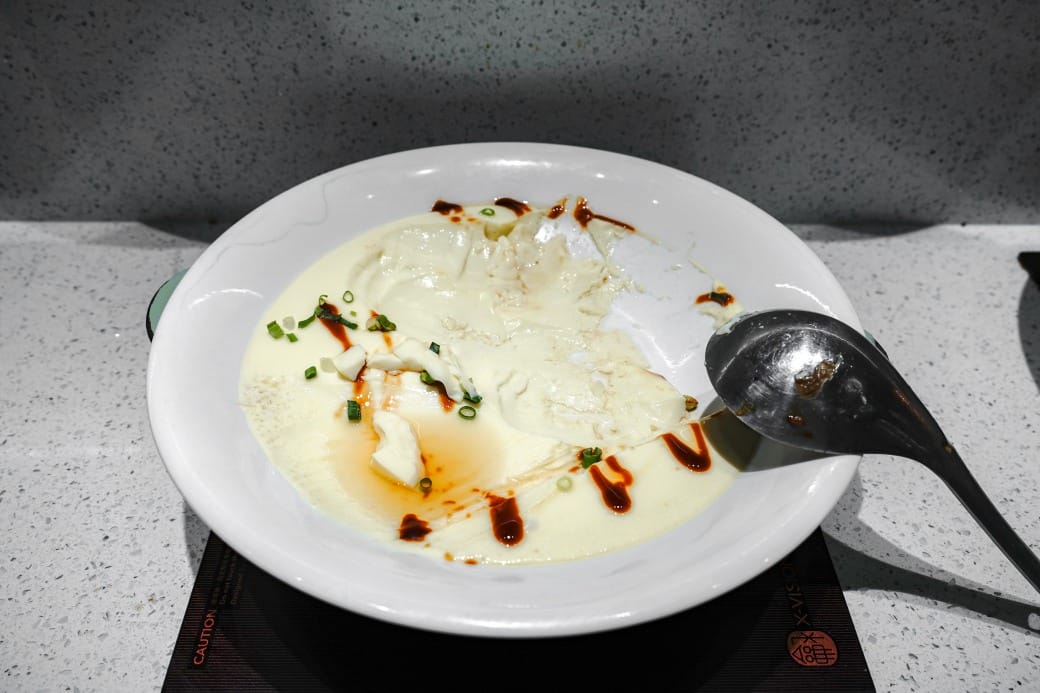 我家牛排林口A9店，350元自助吧吃到飽，超過百種食材，還有蝦跟豬腳，新開幕超狂自助餐！