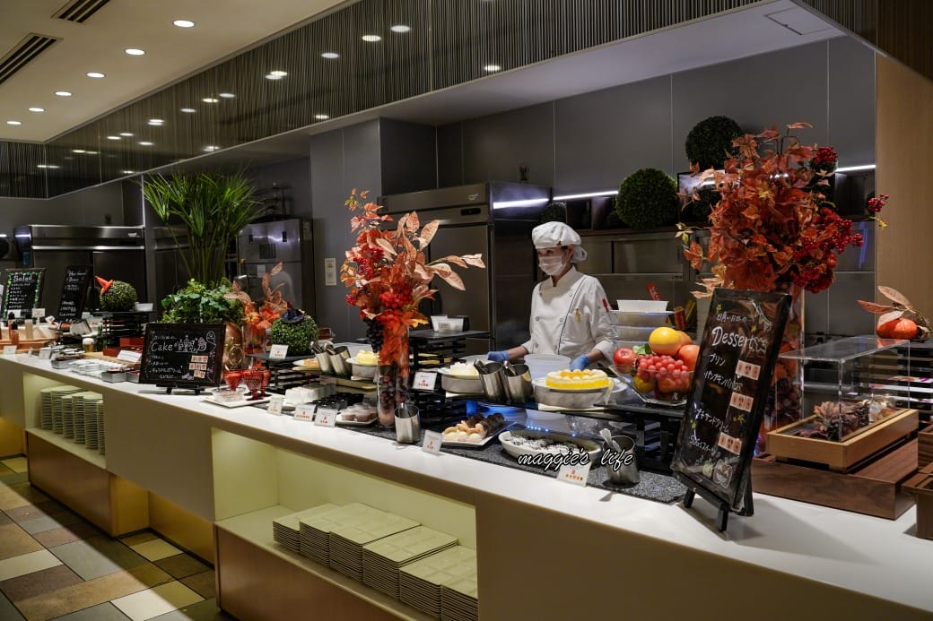 日本東京景觀餐廳，淺草武藏自助餐廳吃到飽 Sky Grill Buffet Musashi，淺草豪景飯店26樓晴空塔景觀夜景餐廳